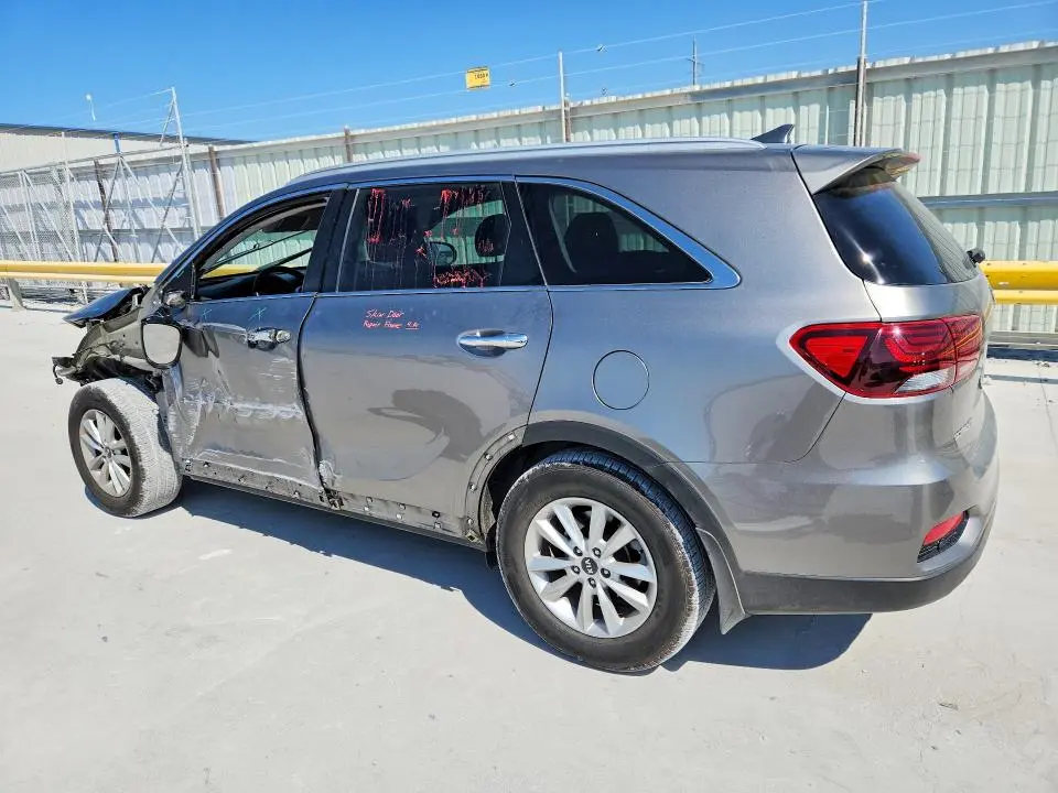 2019 KIA SORENTO LX  