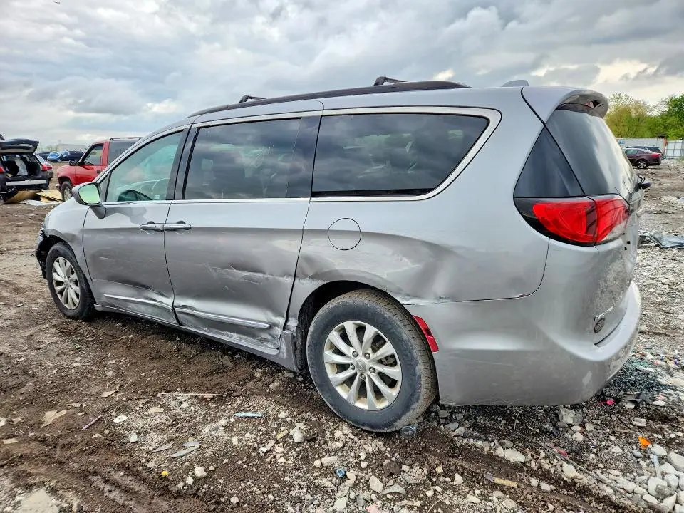 2017 CHRYSLER PACIFICA TOURING L  