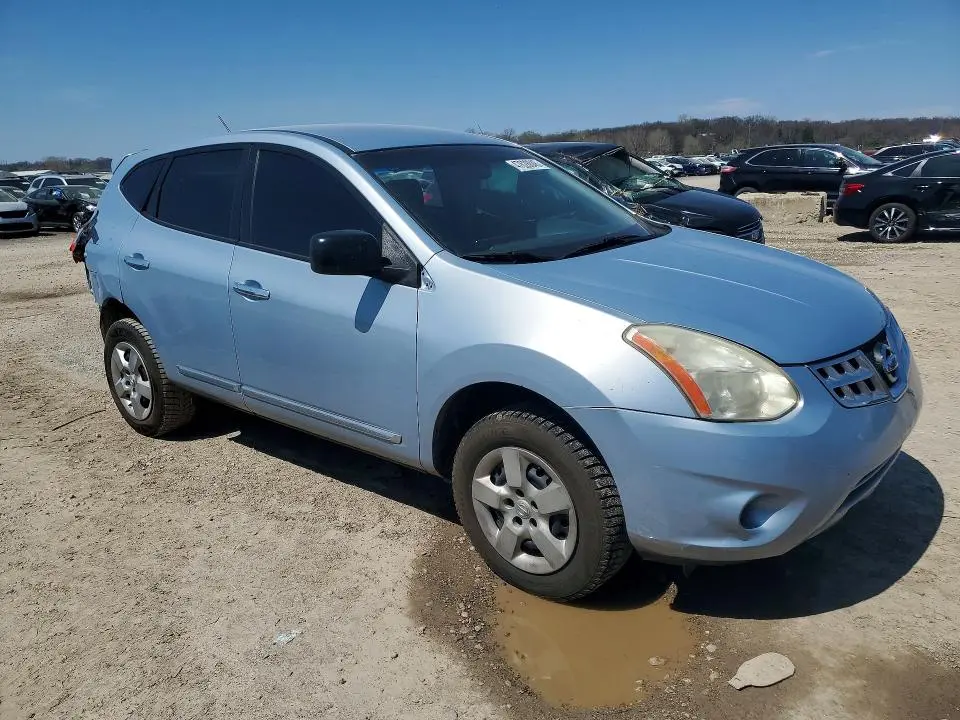 2013 NISSAN ROGUE S  