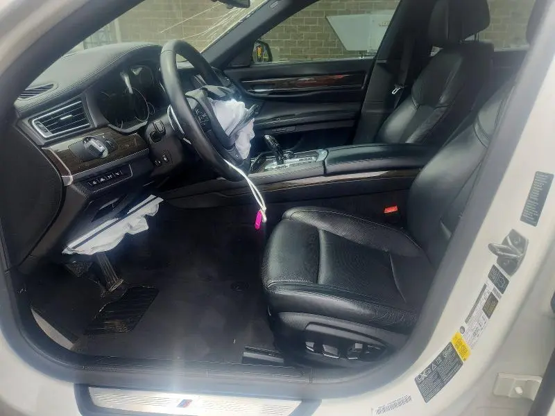 2014 BMW 750 LXI  