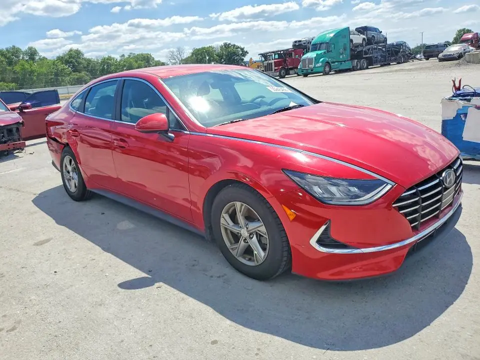 2021 HYUNDAI SONATA SE  