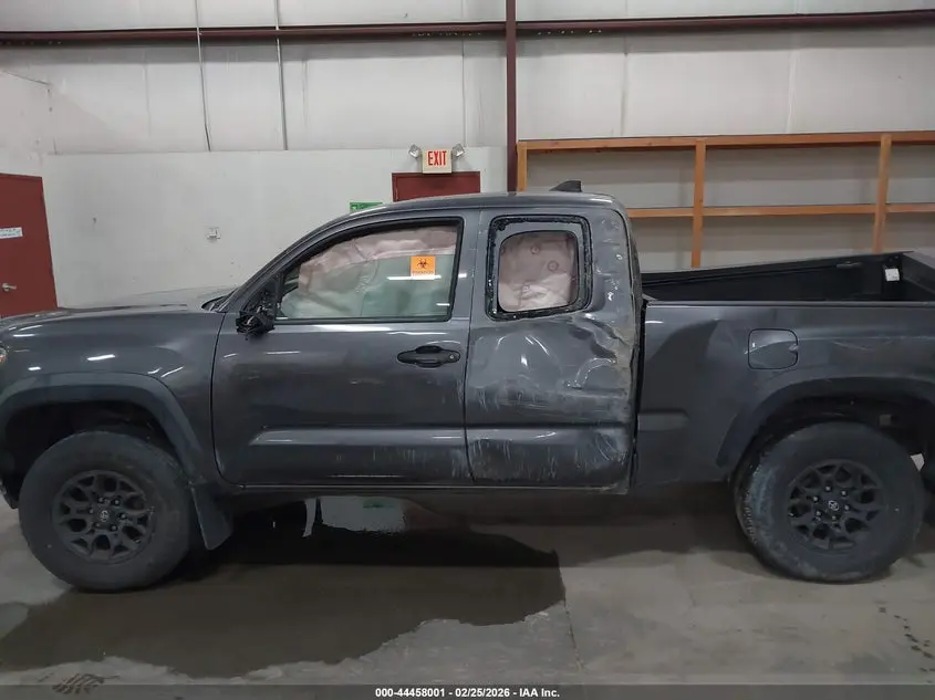 2019 TOYOTA TACOMA SR