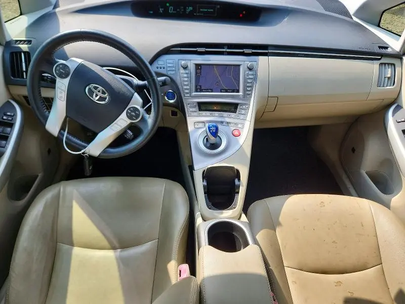2013 TOYOTA PRIUS FIVE  