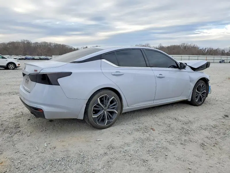 2024 NISSAN ALTIMA 2.0 SR  