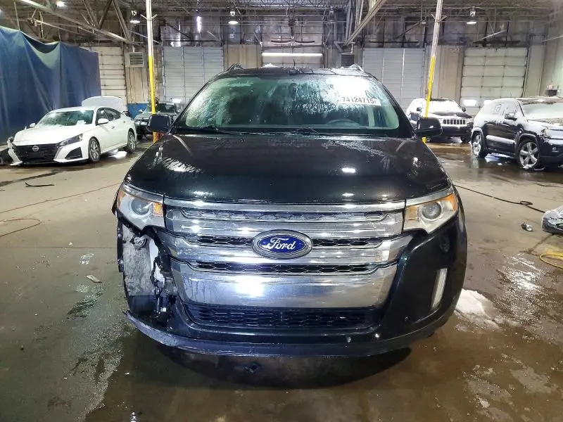 2013 FORD EDGE SE  