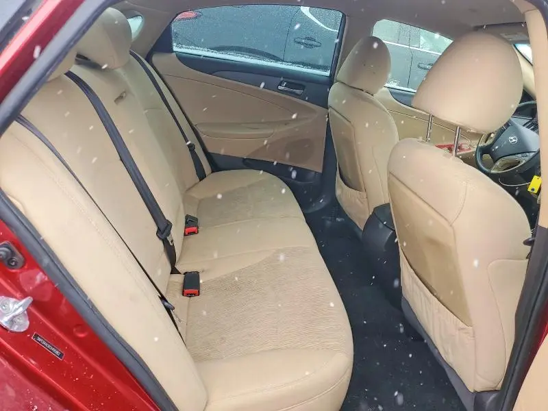 2012 HYUNDAI SONATA GLS  