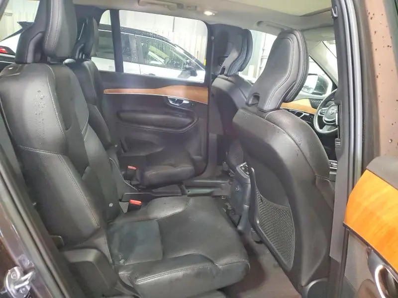 2023 VOLVO XC90 PLUS  