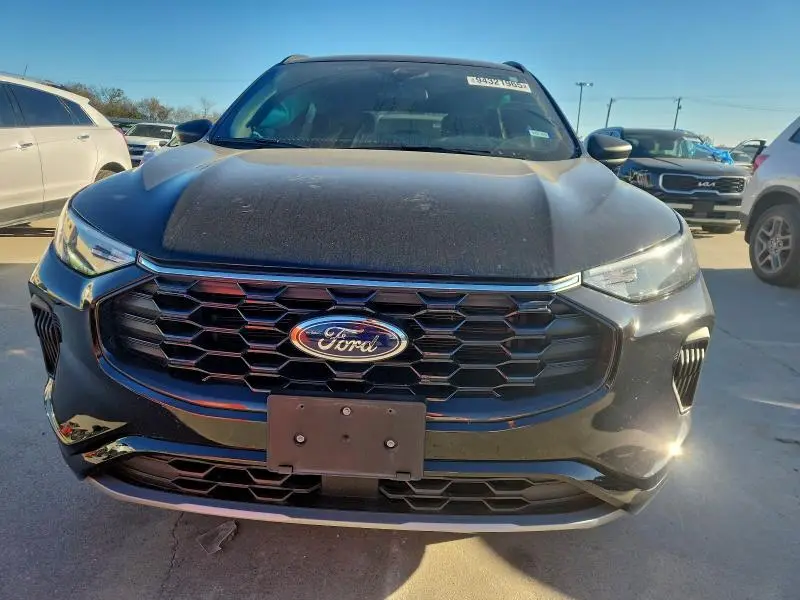 2024 FORD ESCAPE ST LINE  