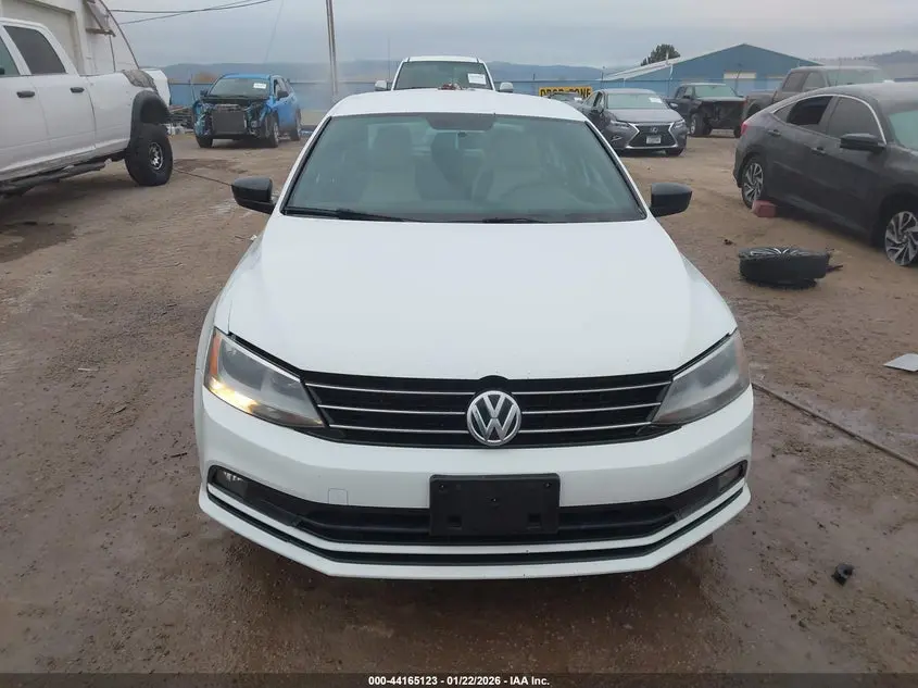 2016 VOLKSWAGEN JETTA 1.8T SPORT