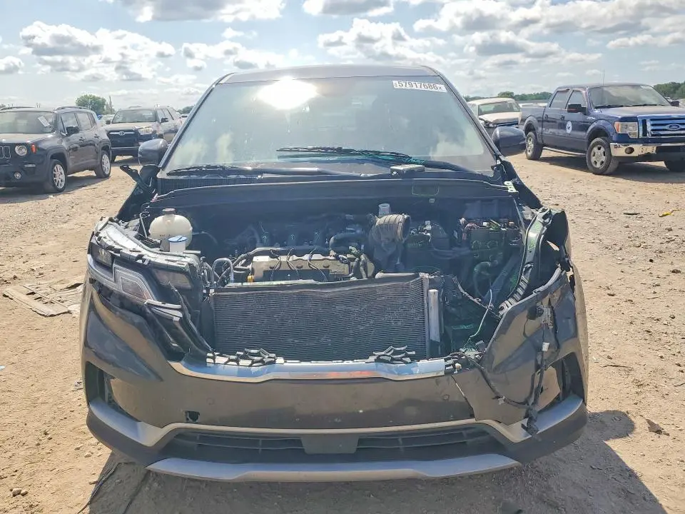 2024 KIA CARNIVAL EX  
