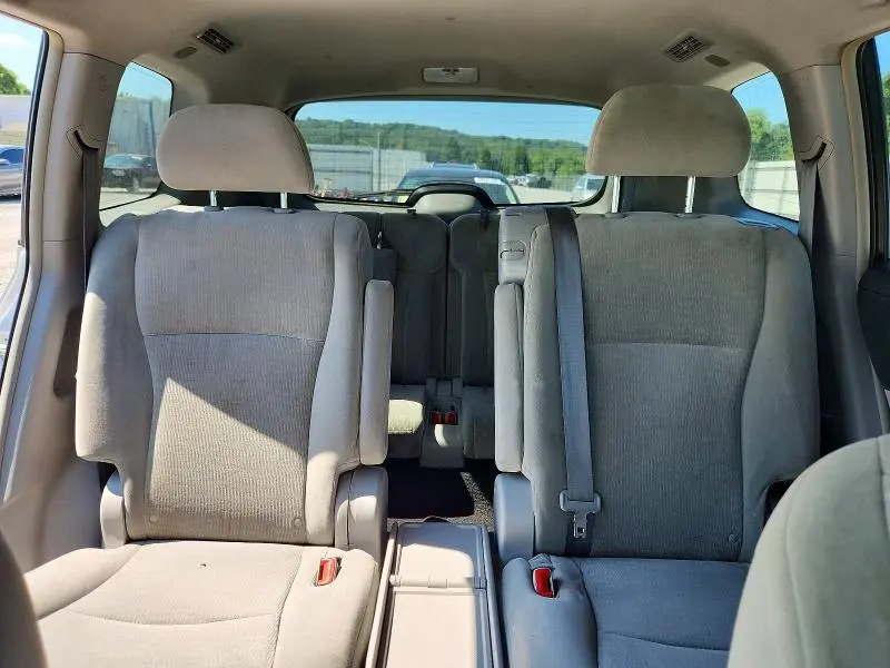 2011 TOYOTA HIGHLANDER BASE  