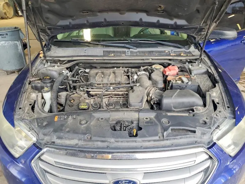 2013 FORD TAURUS SE  