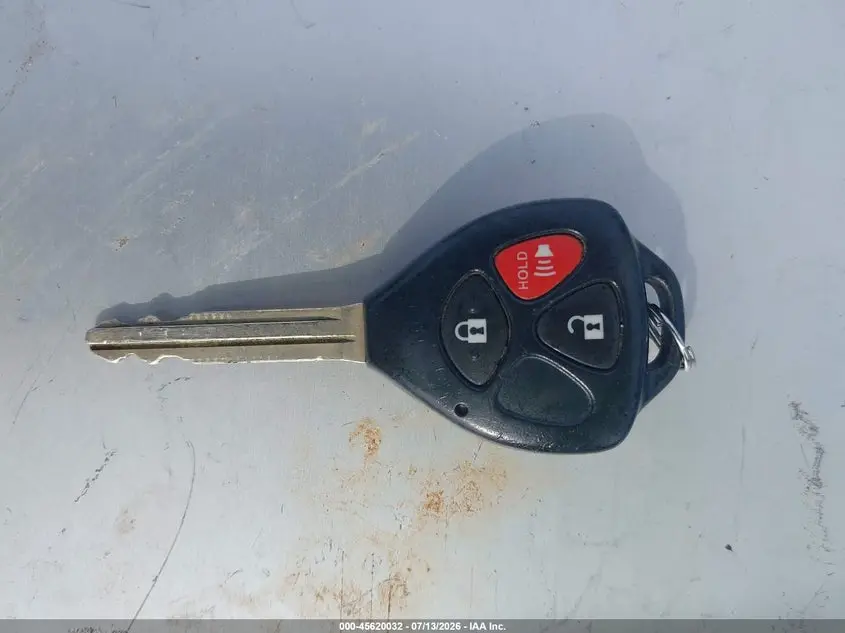 2010 TOYOTA YARIS  