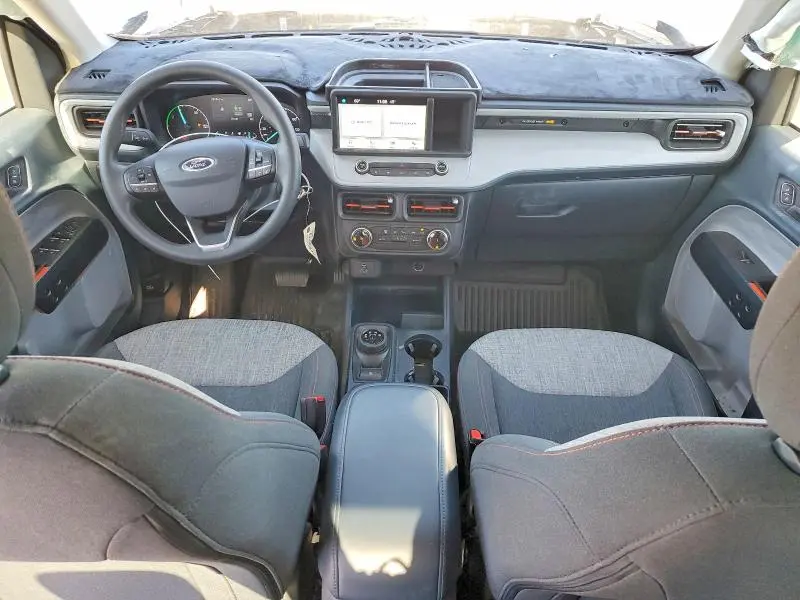 2023 FORD MAVERICK XL  