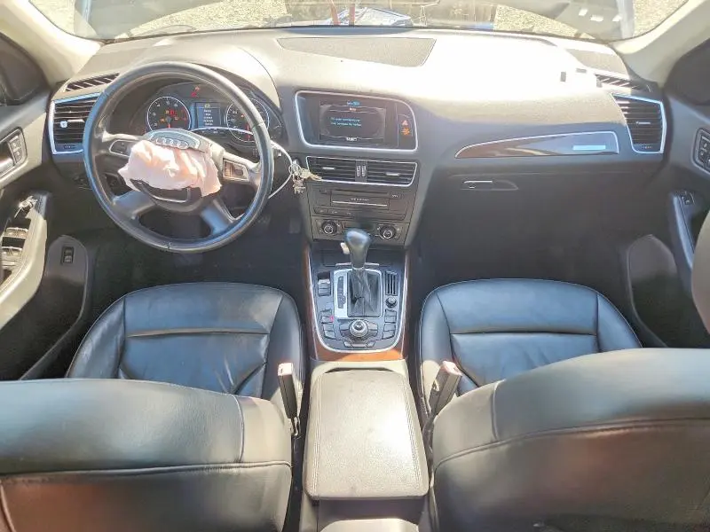 2011 AUDI Q5 PREMIUM PLUS  
