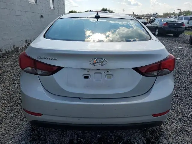 2016 HYUNDAI ELANTRA SE  