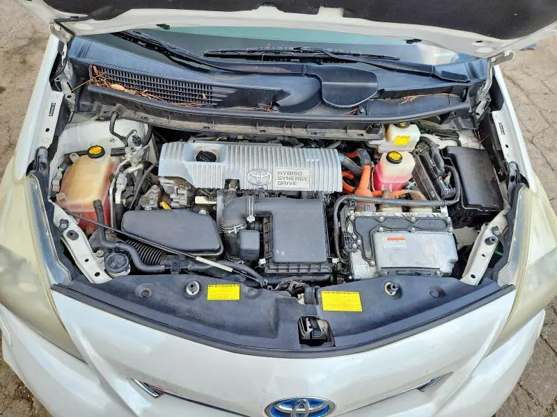 2012 TOYOTA PRIUS V FIVE  