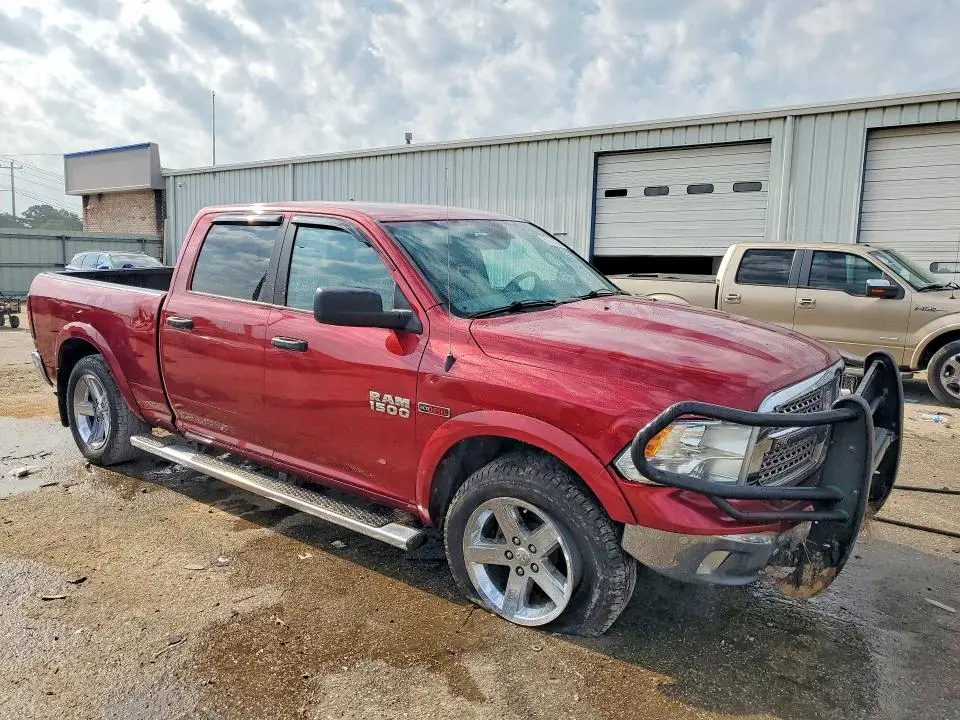 2015 RAM 1500 SLT  