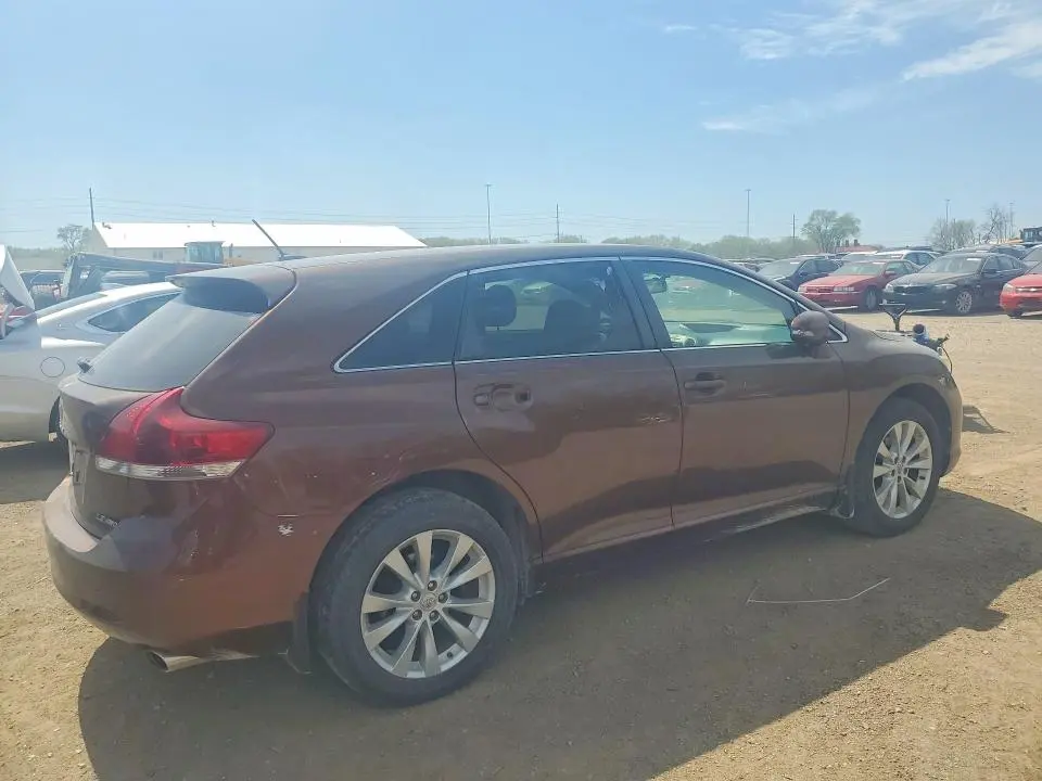 2013 TOYOTA VENZA LE  