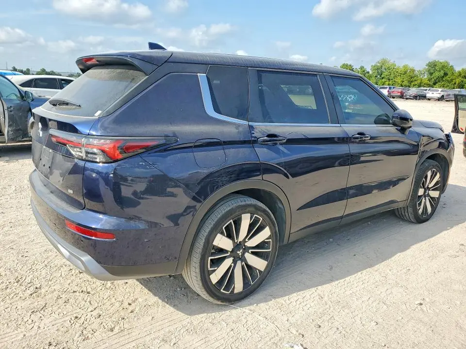 2025 MITSUBISHI OUTLANDER SE  