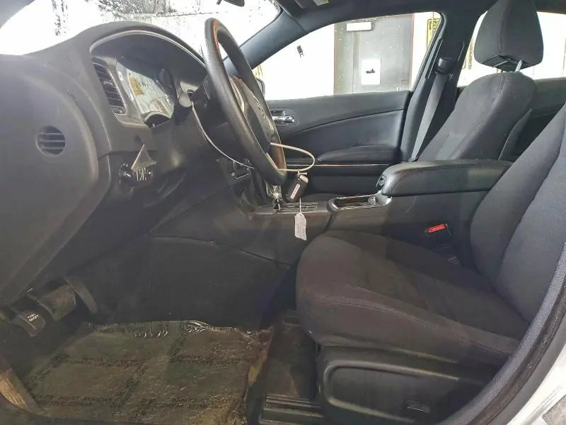 2013 DODGE CHARGER SE  