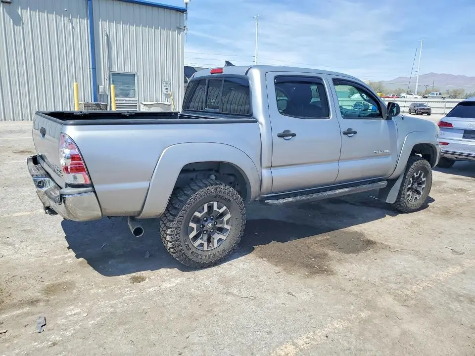 2015 TOYOTA TACOMA PRERUNNER V6  