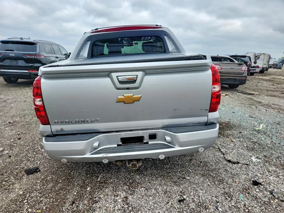 2013 CHEVROLET AVALANCHE LT  