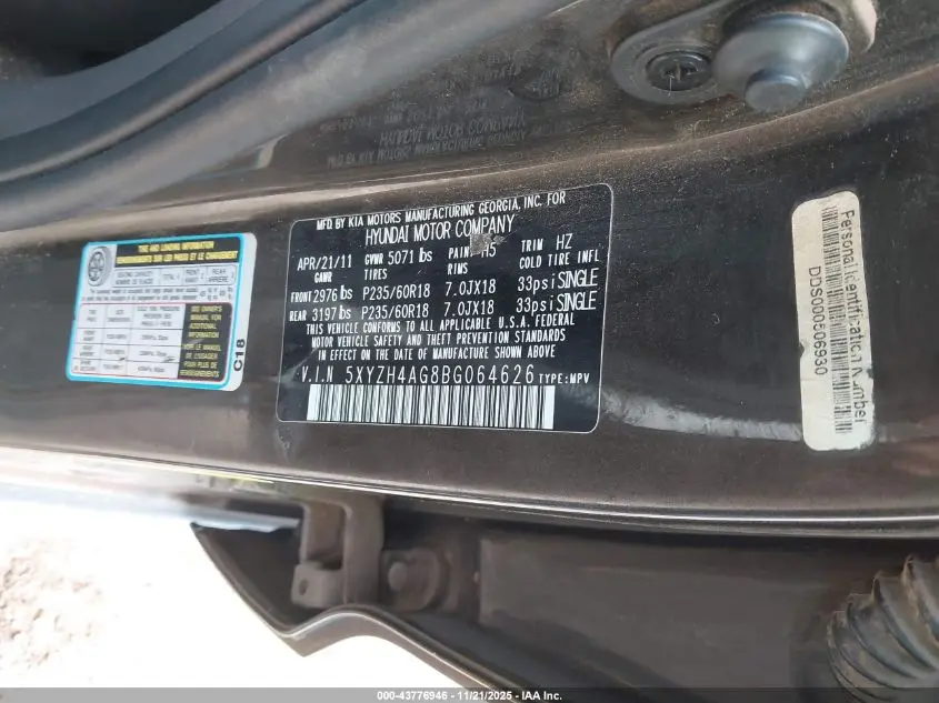 2011 HYUNDAI SANTA FE SE