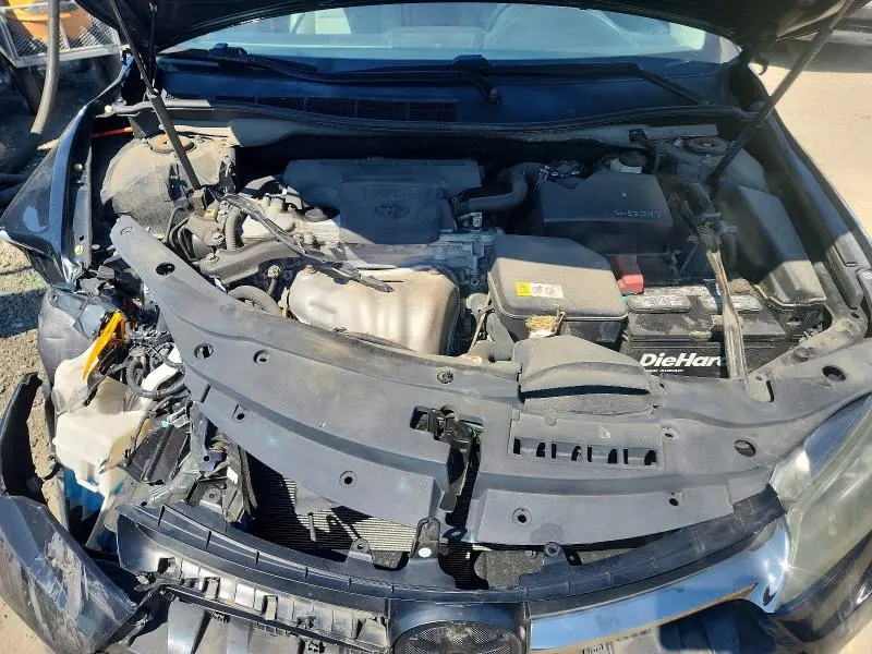 2017 TOYOTA CAMRY SE  