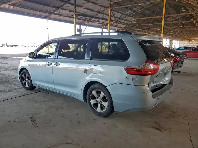 2015 TOYOTA SIENNA LE 8-PASSENGER  
