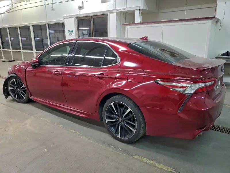 2018 TOYOTA CAMRY XSE  