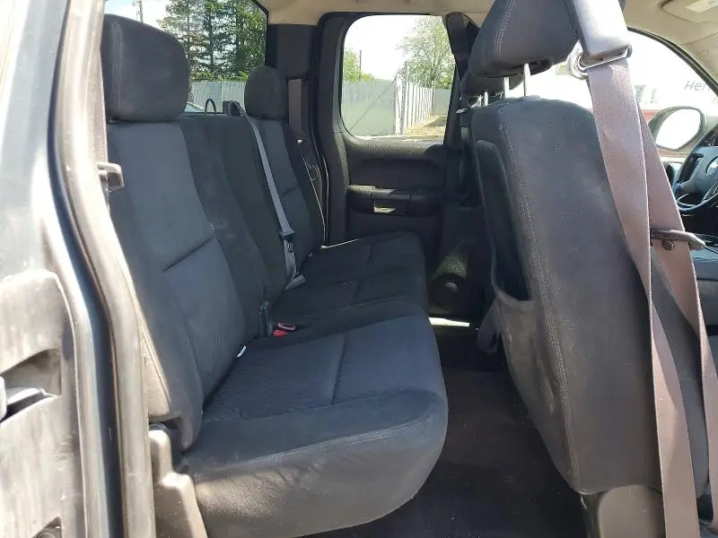 2011 CHEVROLET SILVERADO K1500 LT  
