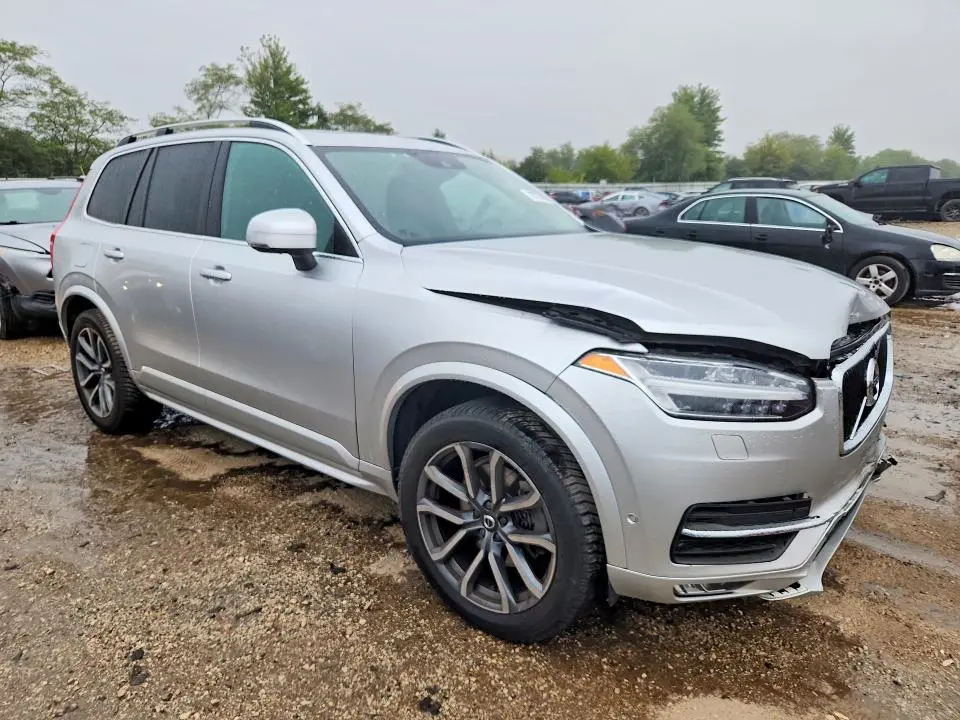 2019 VOLVO XC90 T6 MOMENTUM  