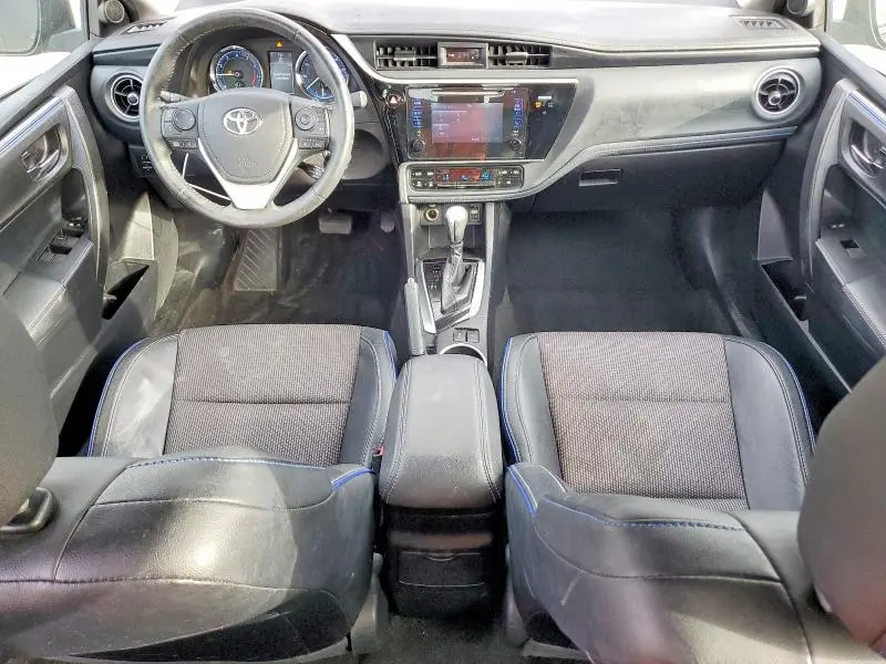 2017 TOYOTA COROLLA SE  