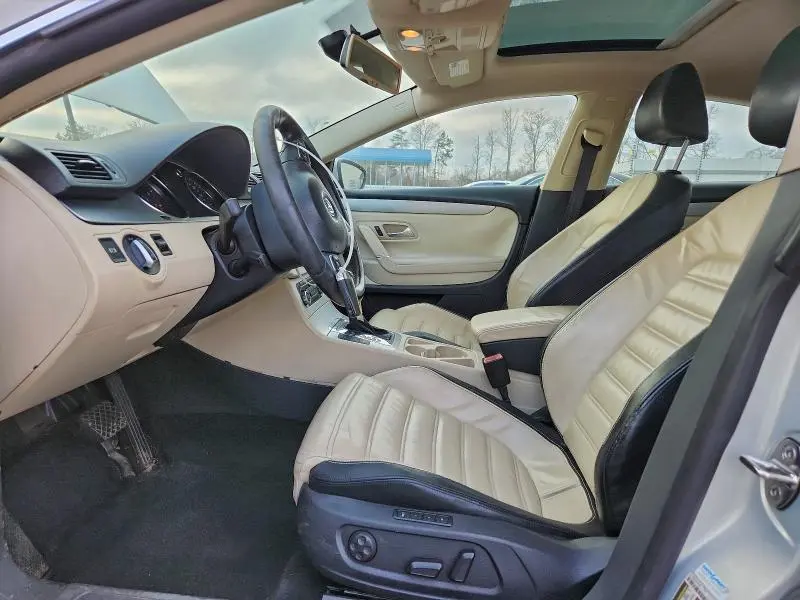 2010 VOLKSWAGEN CC LUXURY  