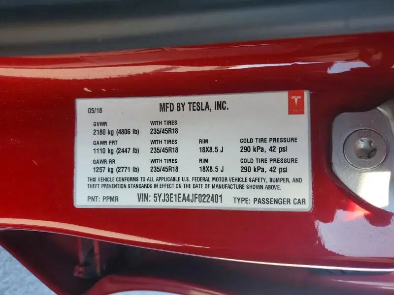 2018 TESLA MODEL 3   