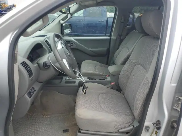 2013 NISSAN FRONTIER S  