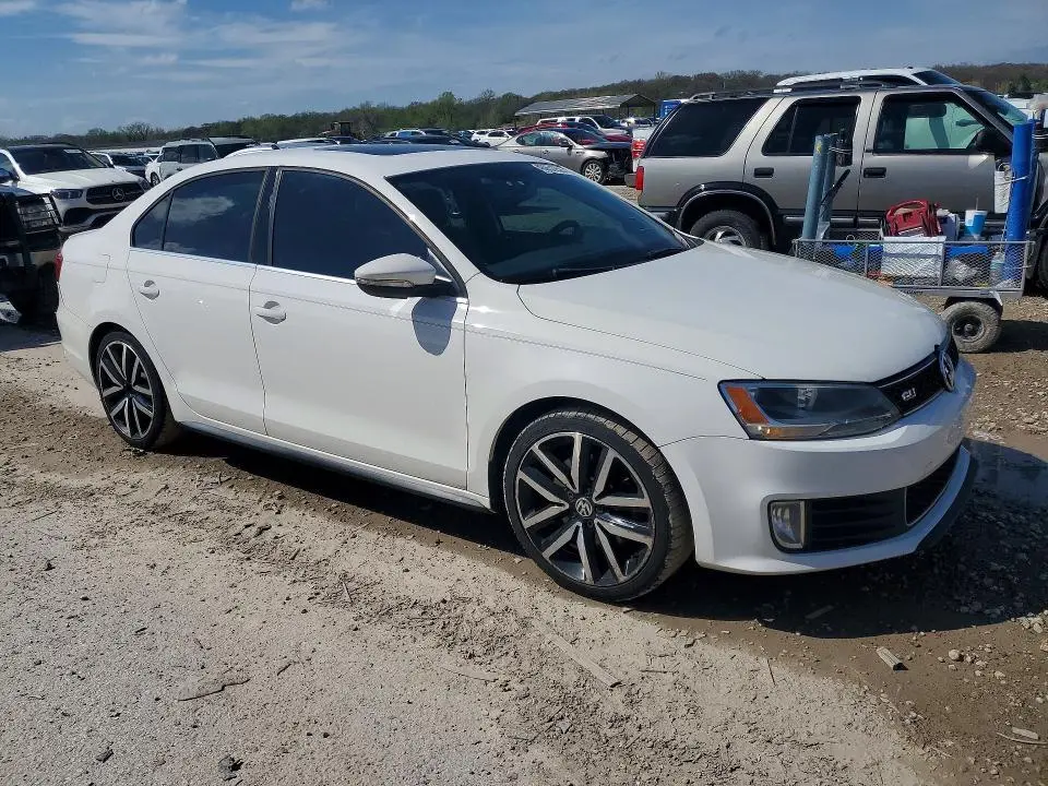 2012 VOLKSWAGEN JETTA GLI  