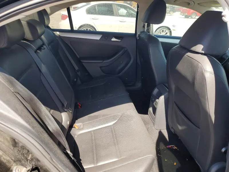 2014 VOLKSWAGEN JETTA SE  