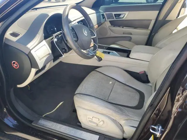2013 JAGUAR XF   