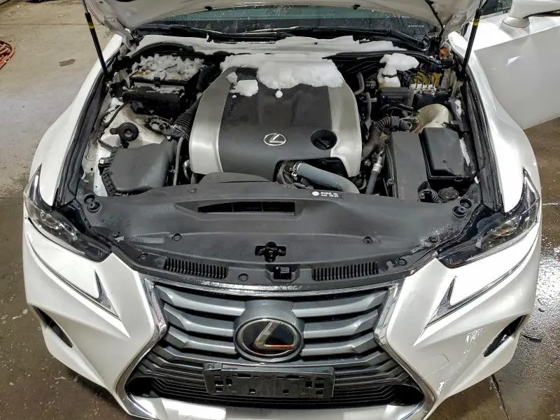 2017 LEXUS IS 300  