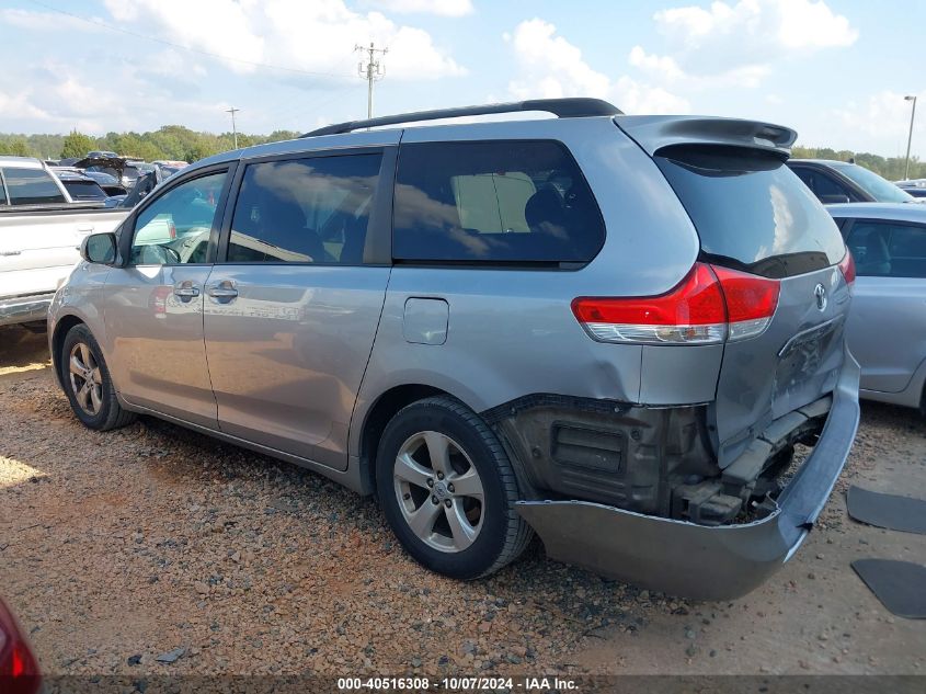 2011 TOYOTA SIENNA LE V6