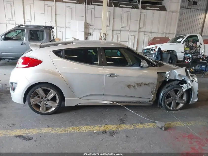 2013 HYUNDAI VELOSTER TURBO W/BLUE