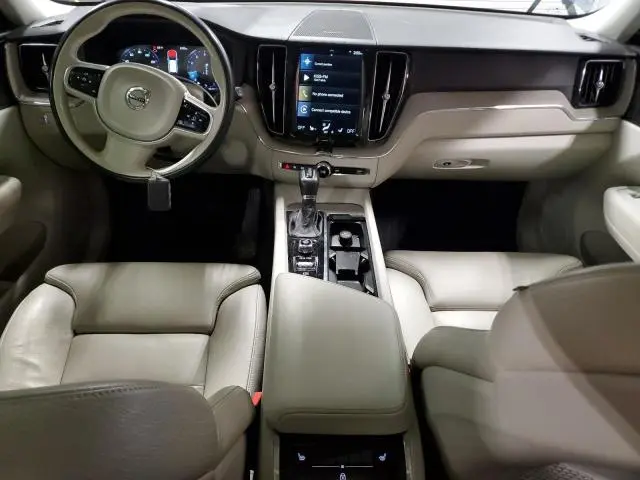2020 VOLVO XC60 T5 INSCRIPTION  