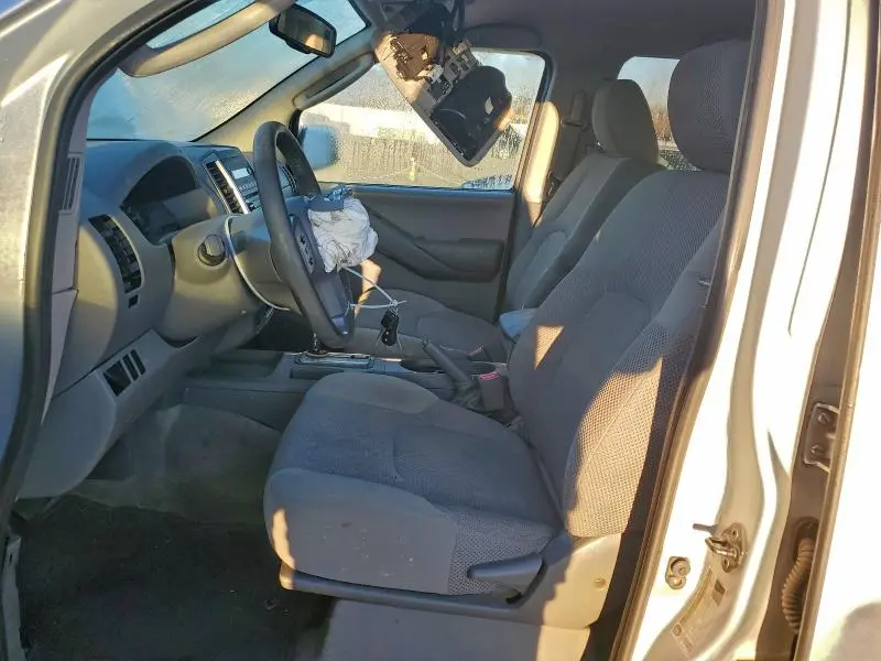 2011 NISSAN FRONTIER S  