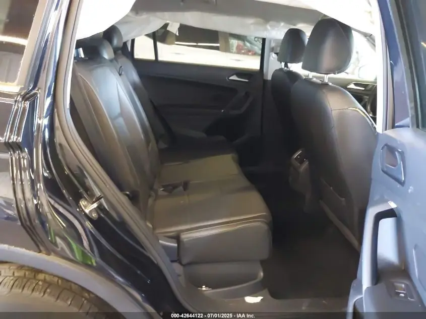 2018 VOLKSWAGEN TIGUAN SE/SEL