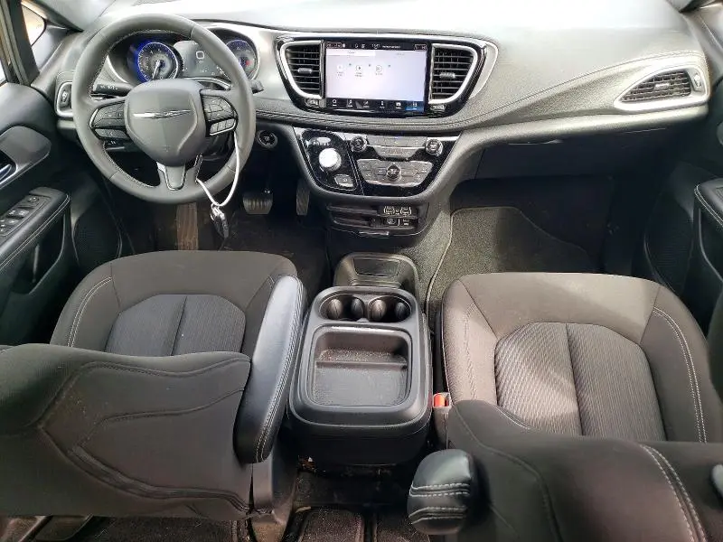 2022 CHRYSLER PACIFICA TOURING  