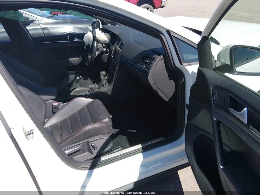 2016 VOLKSWAGEN GOLF GTI AUTOBAHN W/PERFORMANCE PACKAGE 4-DOOR