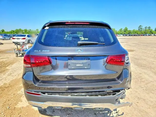 2021 MERCEDES-BENZ GLC 300  