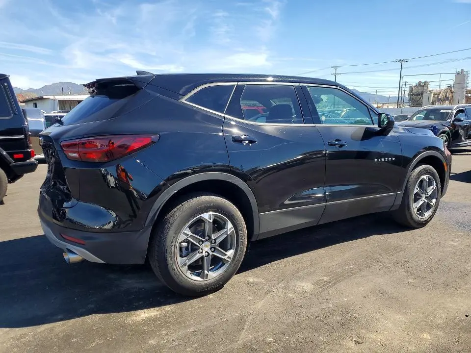 2025 CHEVROLET BLAZER 2LT  